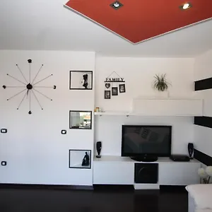 Apartman Elizabeta, Sali