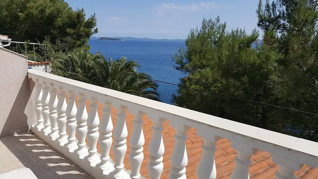 Apartment Viktor Sali Croazia